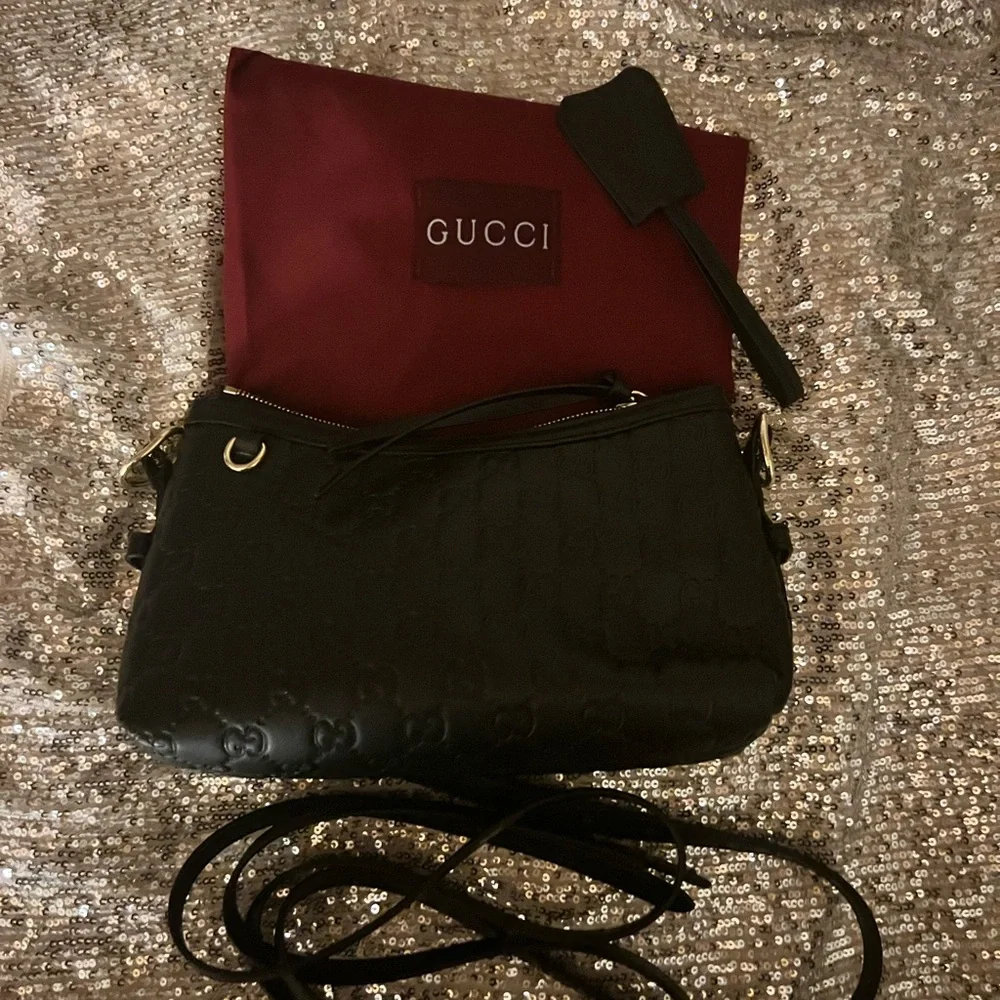 Designer inspired*
Small Crossbody or shoulder bag - Picture 4 of 5